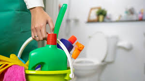 https://www.azimaqueen.com/uploads/seo/bathroom-cleaning-services-in-new-delhi.jpg
